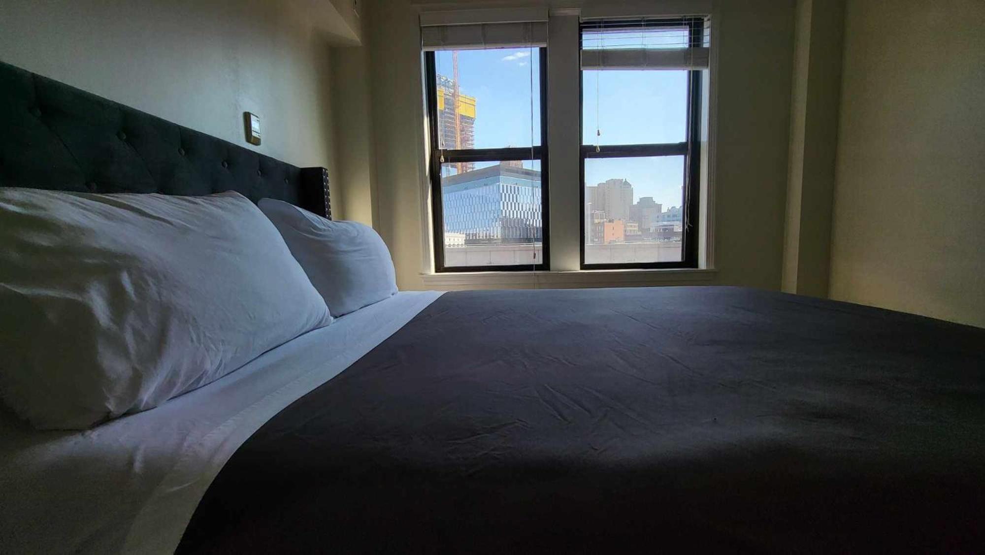 Heart Of Gem! 2br Apartment Detroit